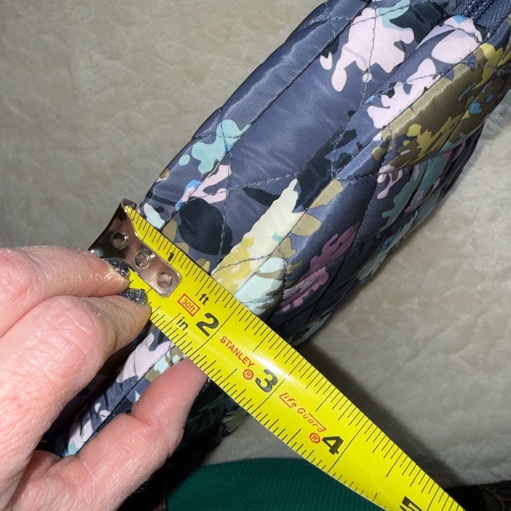 Vera Bradley Laptop Workstation Crossbody - Picture 12 of 13